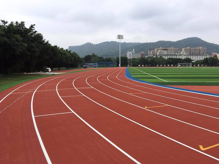 預(yù)制型塑膠跑道